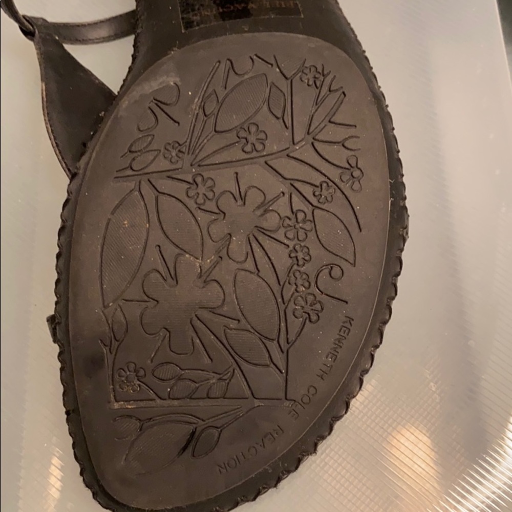 Sandals - Picture 3 of 6